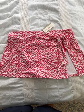 Tommy Bahama Coral and White Scroll Waist Skirt